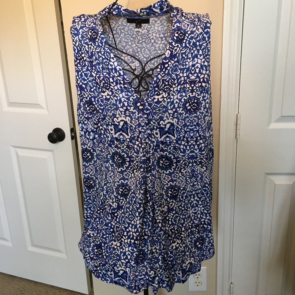 Women's sleeveless top XL